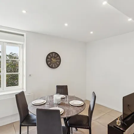 De Caractere Cosy & Calme Apartment Pierre-Benite